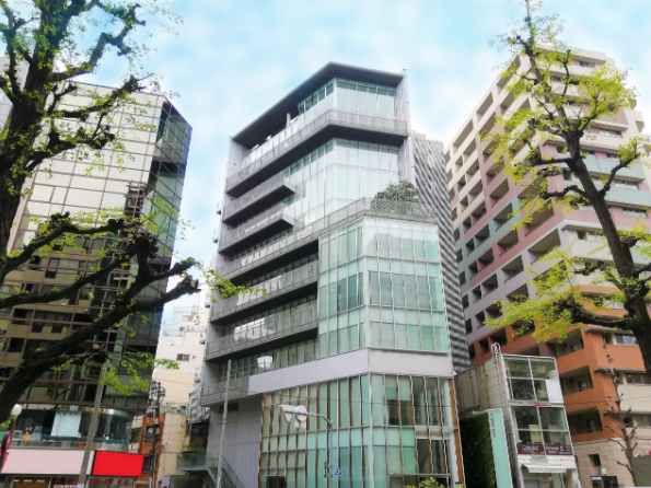 Compass Offices Ichigo Ebisu Green Grass