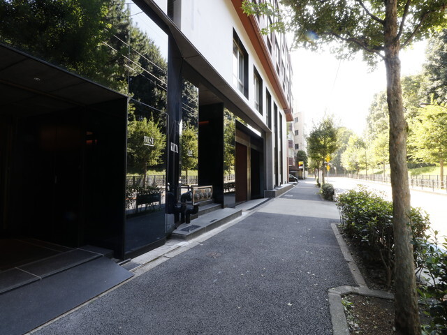 外観_赤坂見附駅・永田町駅・赤坂駅が徒歩圏内にあるオフィスです。