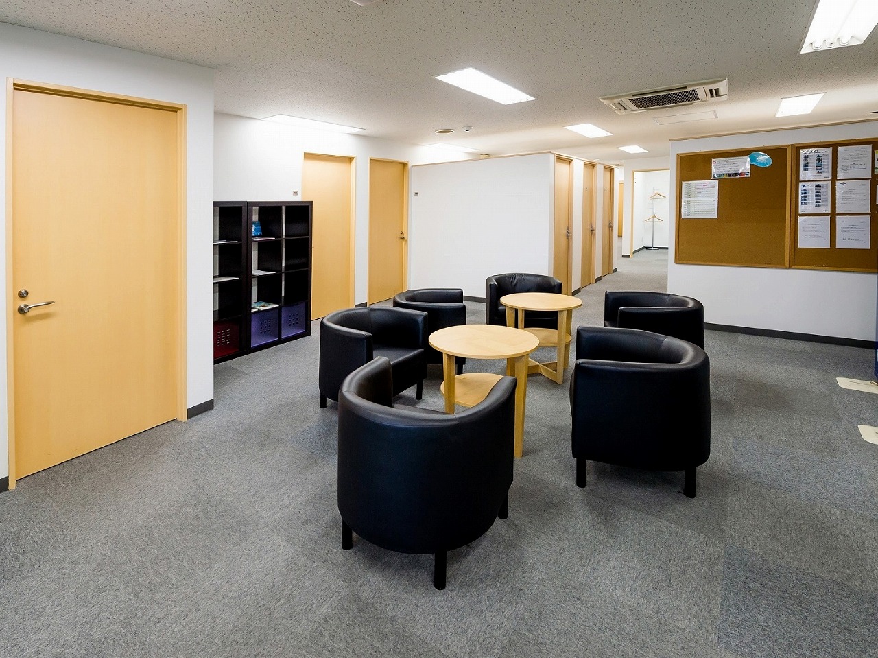 Regus hawk city naha