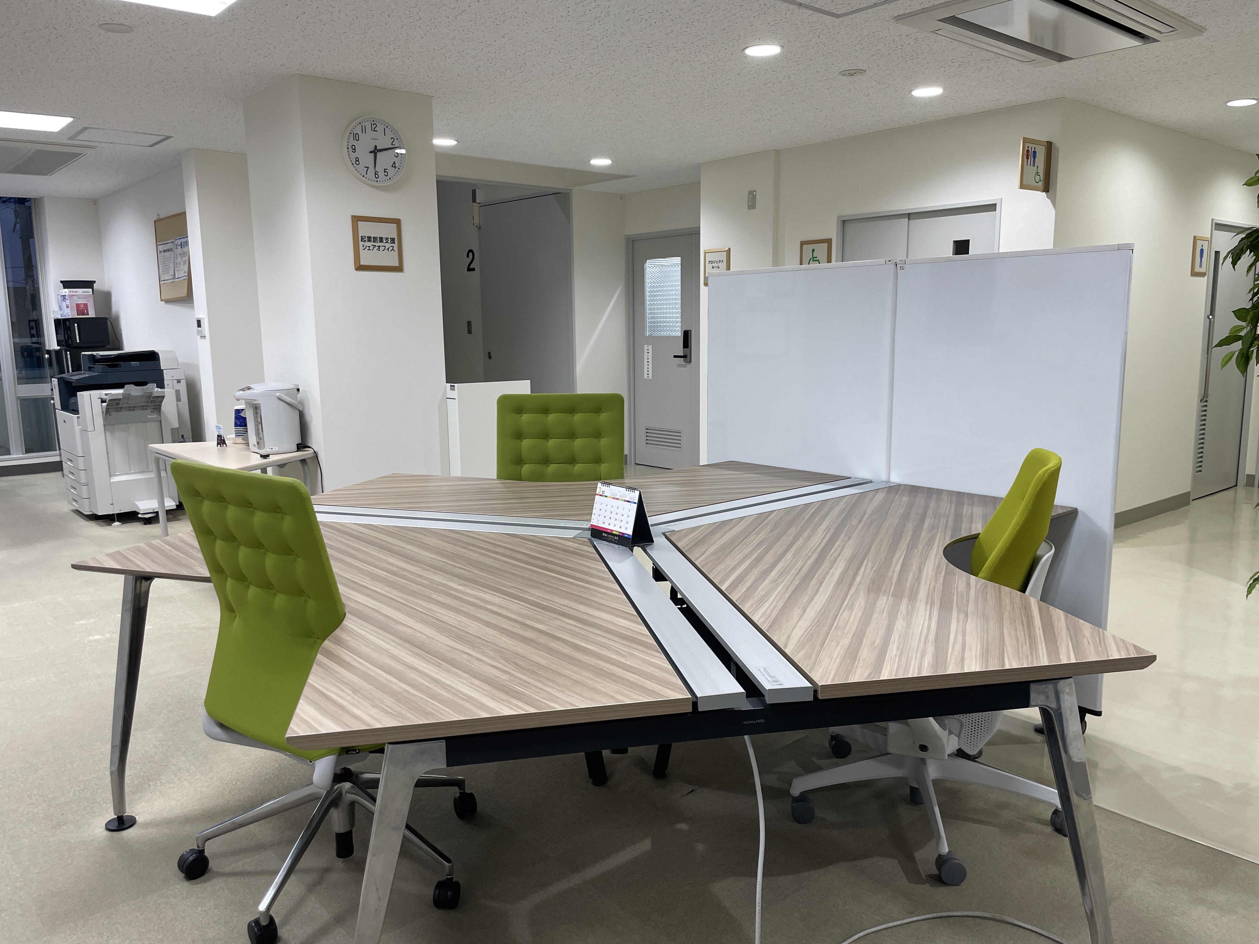 シェアオフィス_フリー席