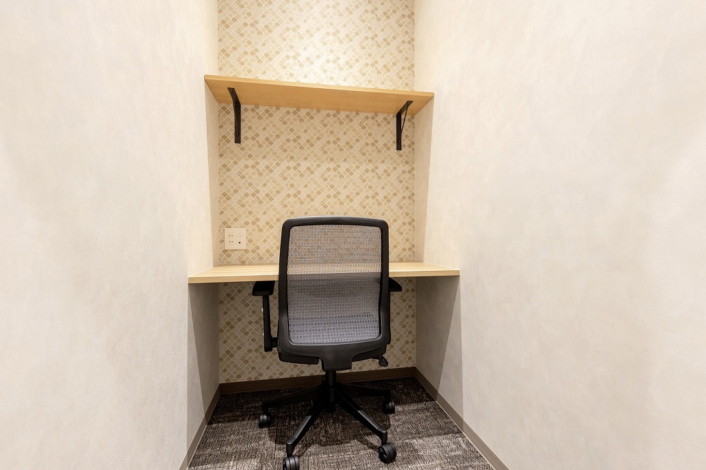 専有スペース_個室。1~3名用の完全個室のレンタルオフィスです。