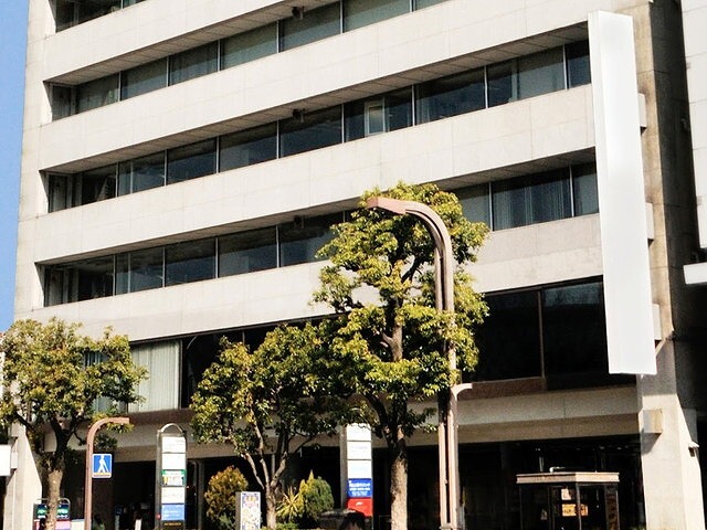 外観_岡山駅から徒歩2分の好立地にオフィスがあります。