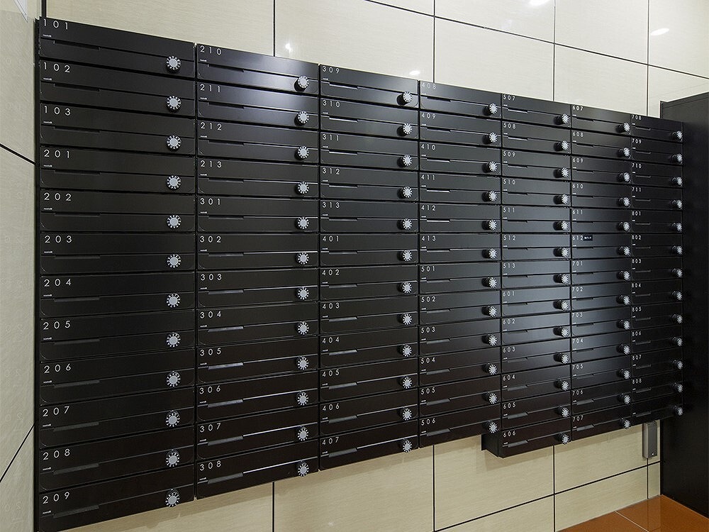 設備_オフィスには個別郵便ポストが用意されています。