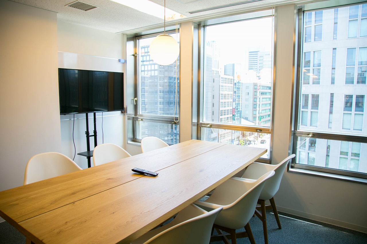 Conference Room_The large windows give the conference room a sense of openness.