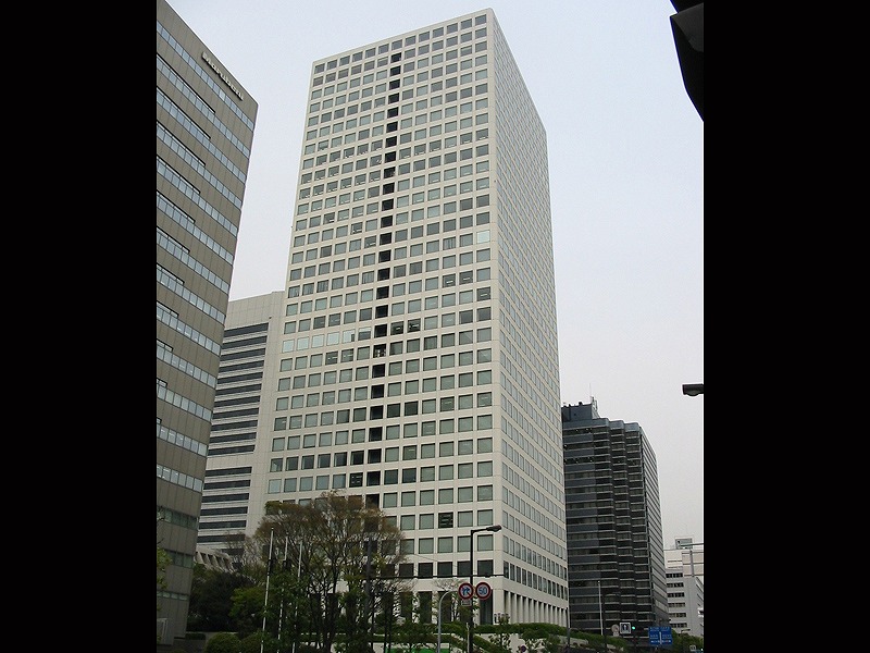 外観_ビル外観。大阪国際ビルディングの31Fにオフィスがあります。
