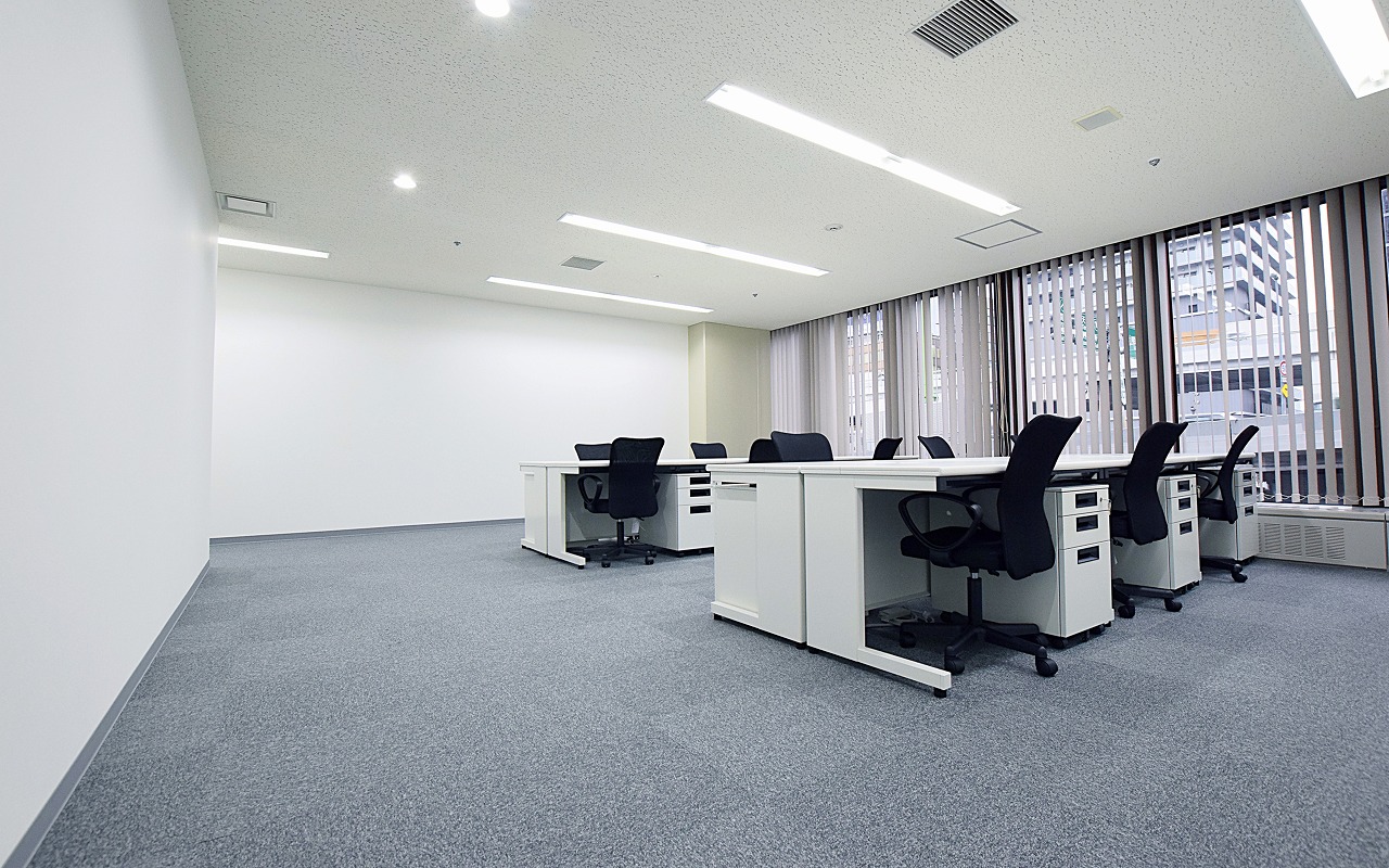 個室_広く開放感のある複数名用の個室です。