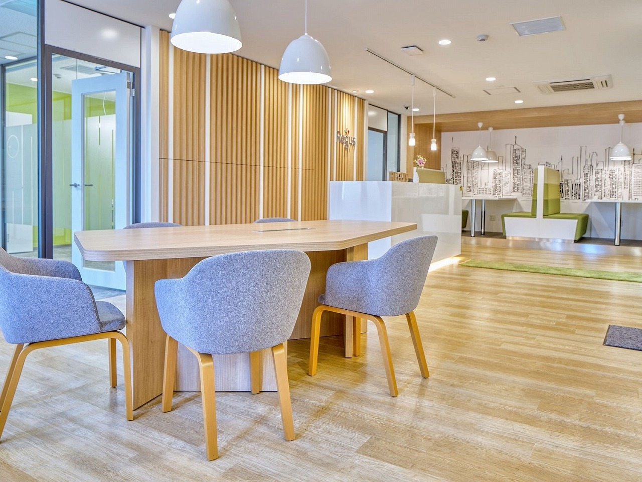 リージャス(Regus)熊本PLACE花畑