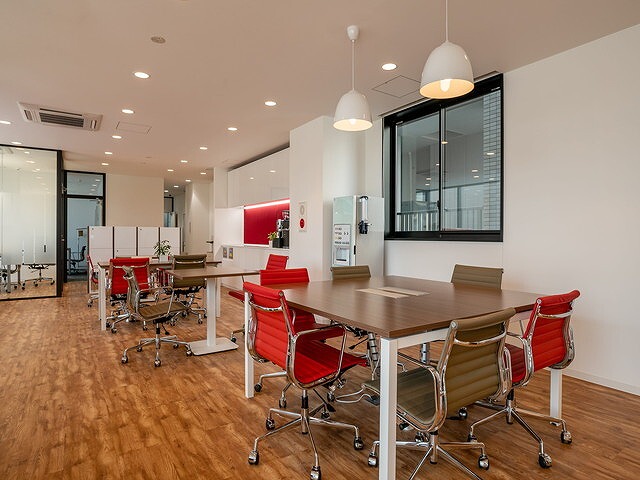 Regus omiya west